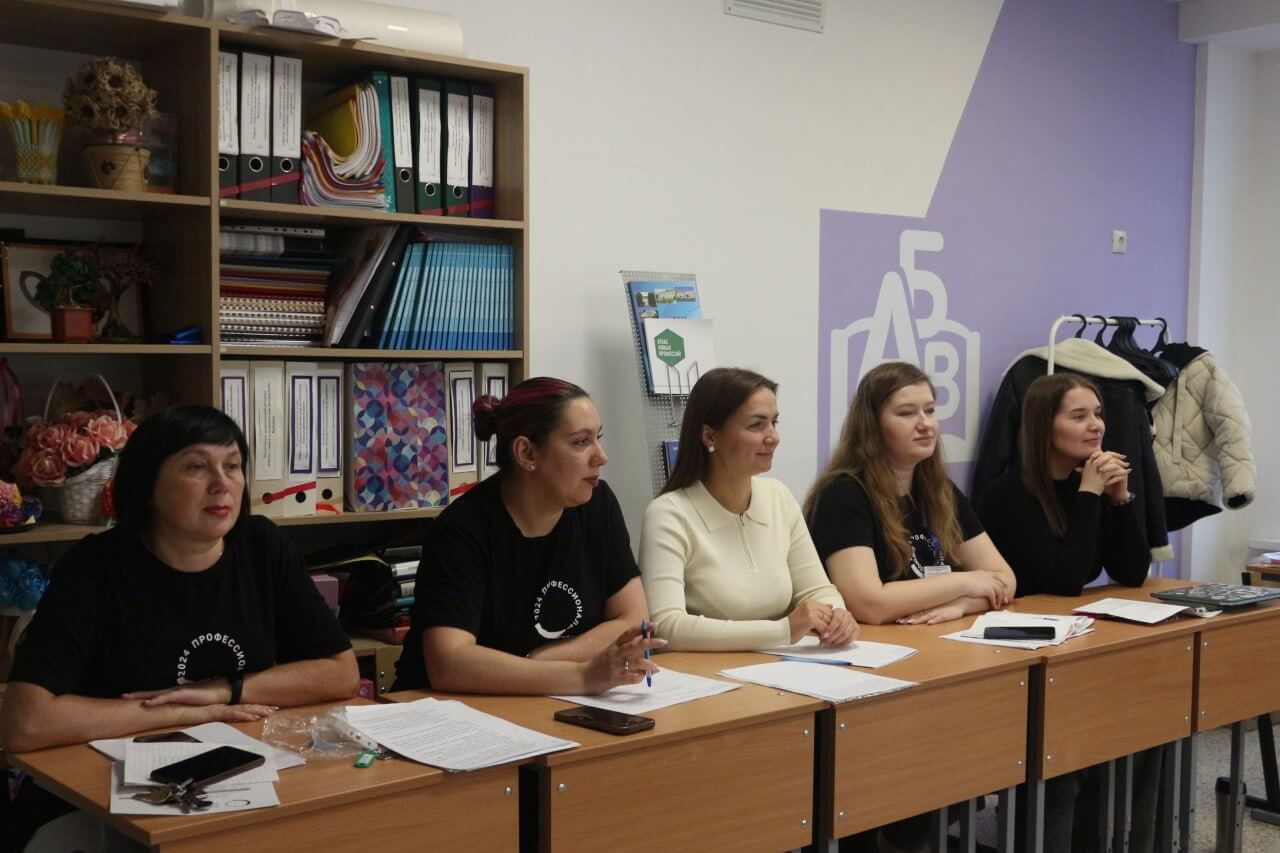 Профессионалы 281125