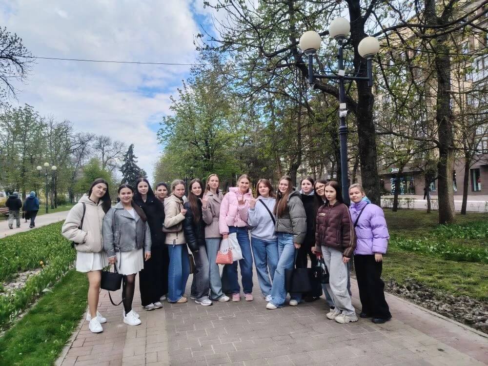 Закулисье
